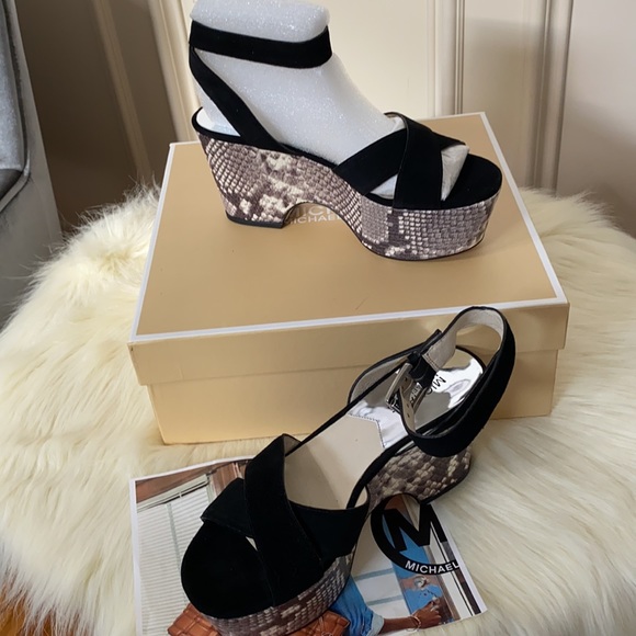 Brand New Michael Kors Ariel Snake Wedge Sandals - Picture 3 of 5